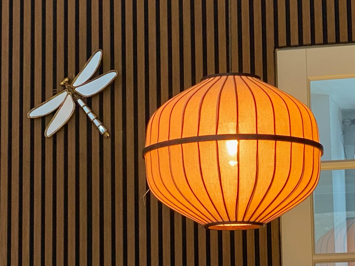 Detaljer fra guldsmedeinspireret styling